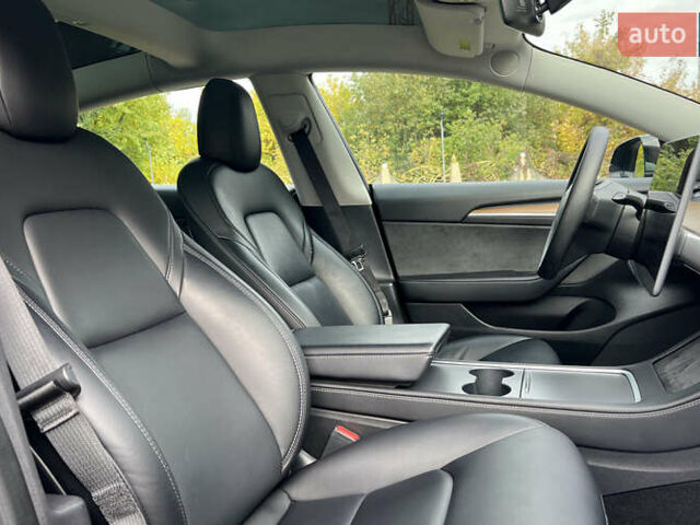 Тесла Модель 3 2022 у Львові на Automoto.ua Чорний Тесла Модель 3, об'ємом двигуна 0 л та пробігом 66 тис. км за 22750 $, фото 21 на Automoto.ua