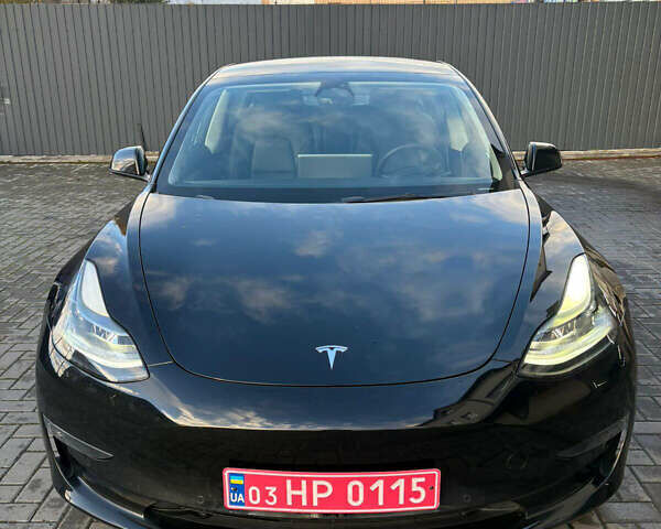 Тесла Модель 3 2022 у Рівному на Automoto.ua Чорний Тесла Модель 3, об'ємом двигуна 0 л та пробігом 78 тис. км за 19800 $, фото 1 на Automoto.ua