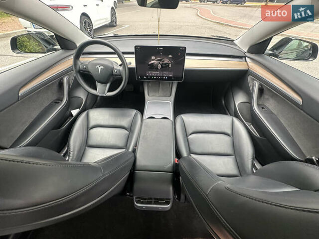 Тесла Модель 3 2022 в Киеве на Automoto.ua Черный Тесла Модель 3, объемом двигателя 0 л и пробегом 135 тыс. км за 19299 $, фото 49 на Automoto.ua