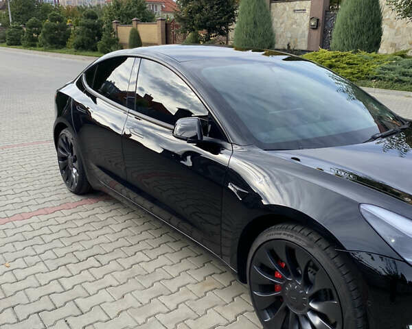 Чорний Тесла Модель 3, об'ємом двигуна 0 л та пробігом 31 тис. км за 25100 $, фото 6 на Automoto.ua