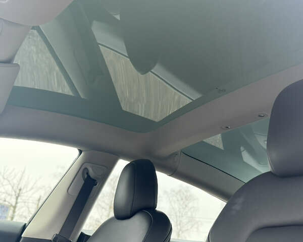 Чорний Тесла Модель 3, об'ємом двигуна 0 л та пробігом 99 тис. км за 21000 $, фото 18 на Automoto.ua