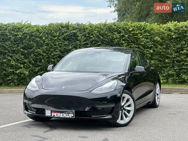 Тесла Модель 3 2022 в Киеве на Automoto.ua Черный Тесла Модель 3, объемом двигателя 0 л и пробегом 135 тыс. км за 19299 $, фото 6 на Automoto.ua