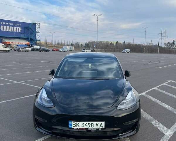 Черный Тесла Модель 3, объемом двигателя 0 л и пробегом 44 тыс. км за 25500 $, фото 13 на Automoto.ua