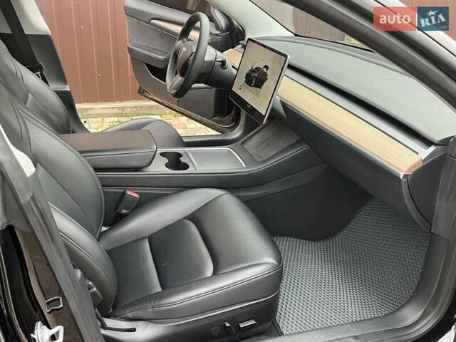 Чорний Тесла Модель 3, об'ємом двигуна 0 л та пробігом 94 тис. км за 20500 $, фото 12 на Automoto.ua
