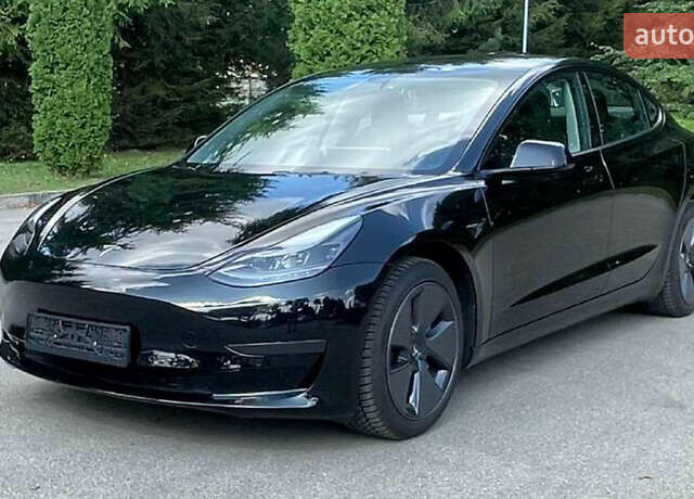 Чорний Тесла Модель 3, об'ємом двигуна 0 л та пробігом 117 тис. км за 16100 $, фото 2 на Automoto.ua