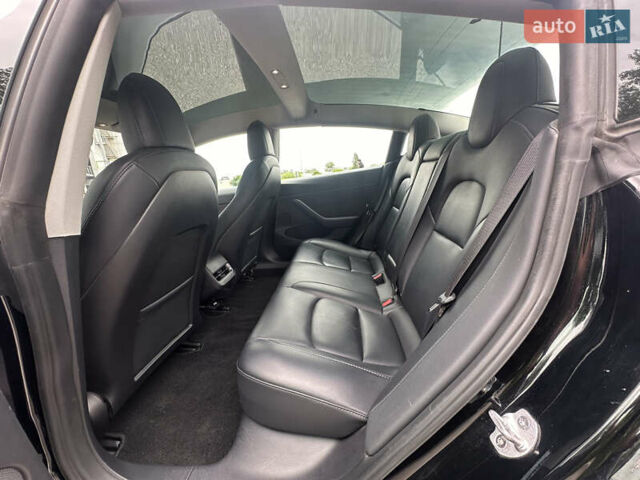 Тесла Модель 3 2022 в Киеве на Automoto.ua Черный Тесла Модель 3, объемом двигателя 0 л и пробегом 135 тыс. км за 19299 $, фото 36 на Automoto.ua