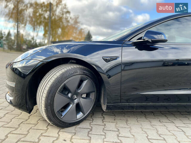 Черный Тесла Модель 3, объемом двигателя 0 л и пробегом 12 тыс. км за 18499 $, фото 4 на Automoto.ua