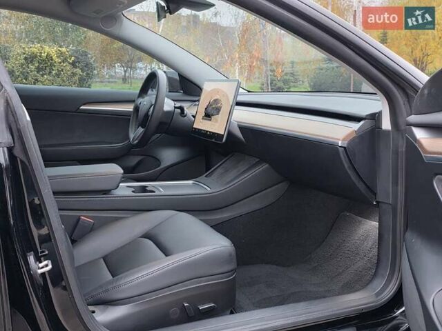 Чорний Тесла Модель 3, об'ємом двигуна 0 л та пробігом 38 тис. км за 24000 $, фото 21 на Automoto.ua