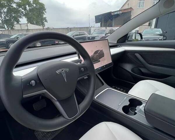 Черный Тесла Модель 3, объемом двигателя 0 л и пробегом 69 тыс. км за 21000 $, фото 22 на Automoto.ua