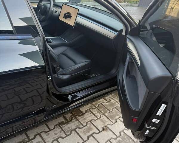 Чорний Тесла Модель 3, об'ємом двигуна 0 л та пробігом 92 тис. км за 21000 $, фото 10 на Automoto.ua