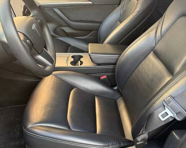 Чорний Тесла Модель 3, об'ємом двигуна 0 л та пробігом 92 тис. км за 21000 $, фото 19 на Automoto.ua