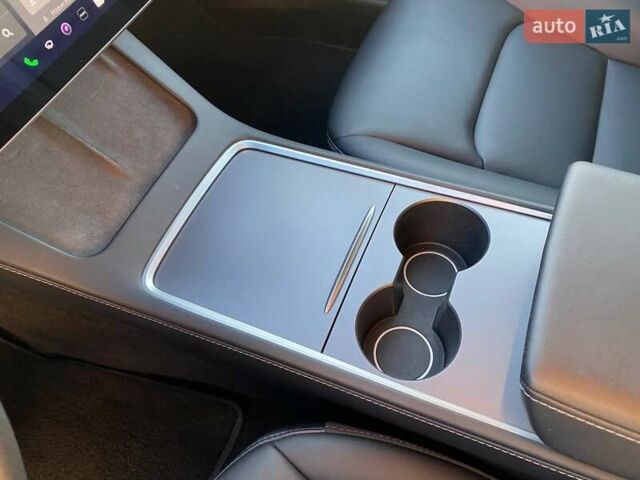 Тесла Модель 3 2022 в Львове на Automoto.ua Черный Тесла Модель 3, объемом двигателя 0 л и пробегом 61 тыс. км за 21900 $, фото 12 на Automoto.ua