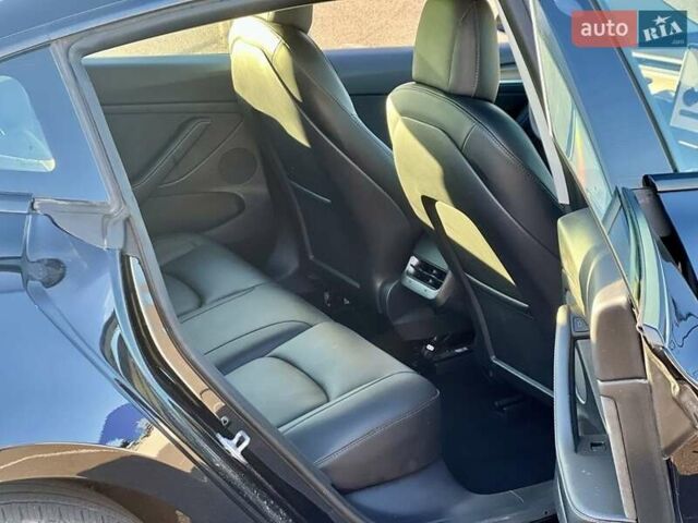 Черный Тесла Модель 3, объемом двигателя 0 л и пробегом 14 тыс. км за 19999 $, фото 16 на Automoto.ua