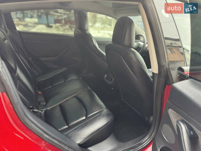 Черный Тесла Модель 3, объемом двигателя 0 л и пробегом 171 тыс. км за 16300 $, фото 32 на Automoto.ua