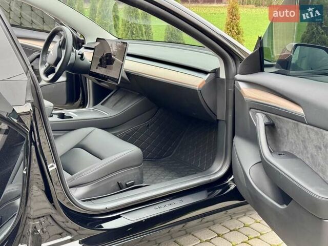 Черный Тесла Модель 3, объемом двигателя 0 л и пробегом 73 тыс. км за 23999 $, фото 33 на Automoto.ua