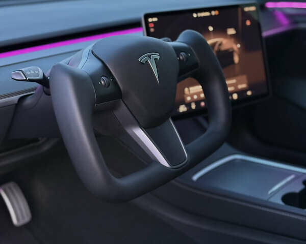 Чорний Тесла Модель 3, об'ємом двигуна 0 л та пробігом 11 тис. км за 29500 $, фото 19 на Automoto.ua