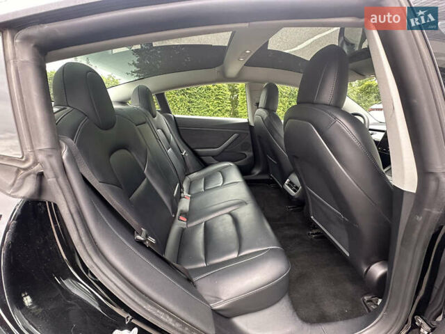 Тесла Модель 3 2022 в Киеве на Automoto.ua Черный Тесла Модель 3, объемом двигателя 0 л и пробегом 135 тыс. км за 19299 $, фото 40 на Automoto.ua