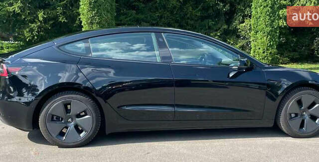 Чорний Тесла Модель 3, об'ємом двигуна 0 л та пробігом 117 тис. км за 16100 $, фото 6 на Automoto.ua
