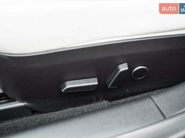 Черный Тесла Модель 3, объемом двигателя 0 л и пробегом 16 тыс. км за 27500 $, фото 29 на Automoto.ua