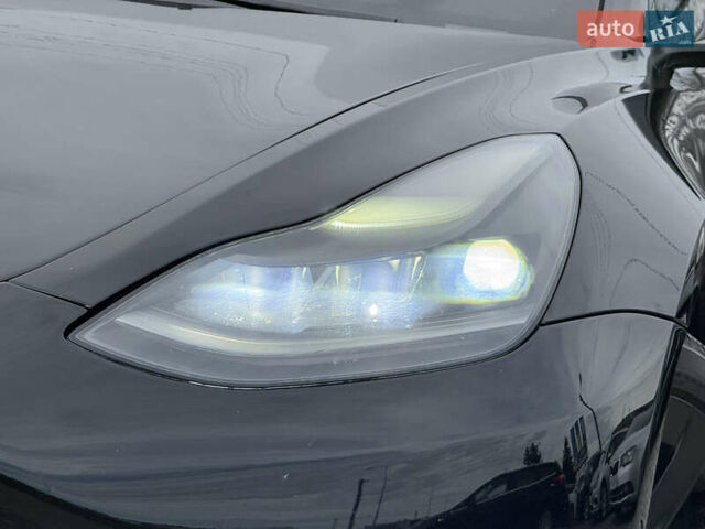 Черный Тесла Модель 3, объемом двигателя 0 л и пробегом 116 тыс. км за 20999 $, фото 8 на Automoto.ua