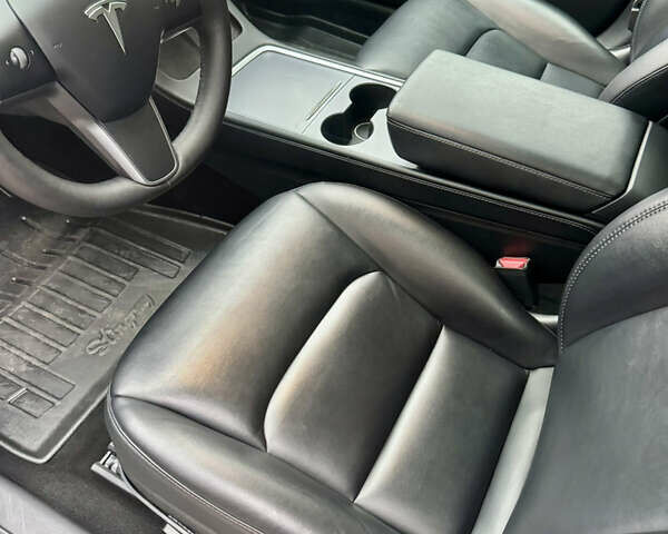 Черный Тесла Модель 3, объемом двигателя 0 л и пробегом 160 тыс. км за 18000 $, фото 16 на Automoto.ua