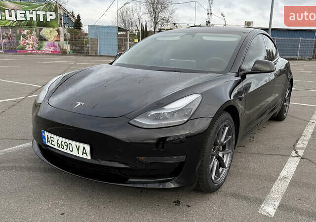 Черный Тесла Модель 3, объемом двигателя 0 л и пробегом 55 тыс. км за 19900 $, фото 2 на Automoto.ua