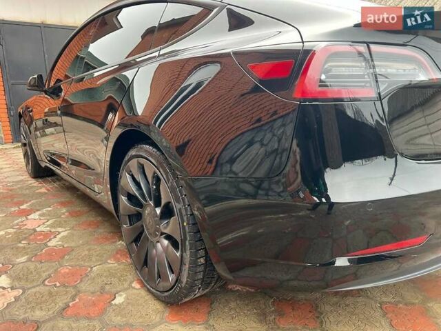 Черный Тесла Модель 3, объемом двигателя 0 л и пробегом 28 тыс. км за 25000 $, фото 5 на Automoto.ua