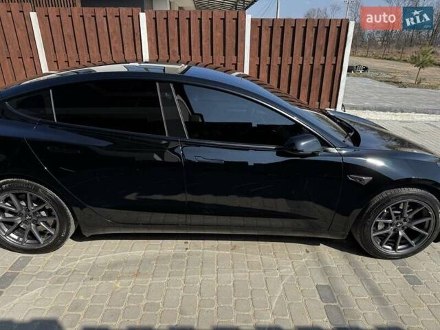 Черный Тесла Модель 3, объемом двигателя 0 л и пробегом 60 тыс. км за 23999 $, фото 6 на Automoto.ua