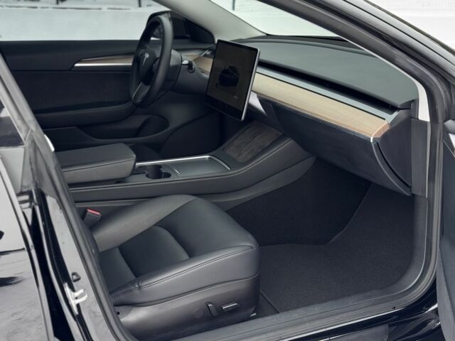 Черный Тесла Модель 3, объемом двигателя 0 л и пробегом 35 тыс. км за 19800 $, фото 22 на Automoto.ua