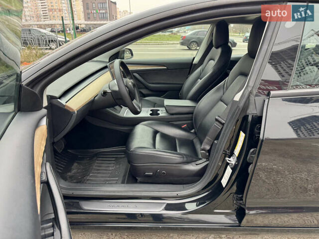 Чорний Тесла Модель 3, об'ємом двигуна 0 л та пробігом 160 тис. км за 17999 $, фото 26 на Automoto.ua
