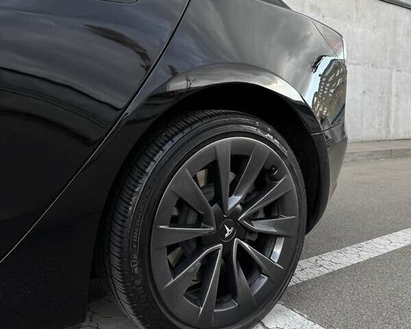 Чорний Тесла Модель 3, об'ємом двигуна 0 л та пробігом 105 тис. км за 25000 $, фото 17 на Automoto.ua