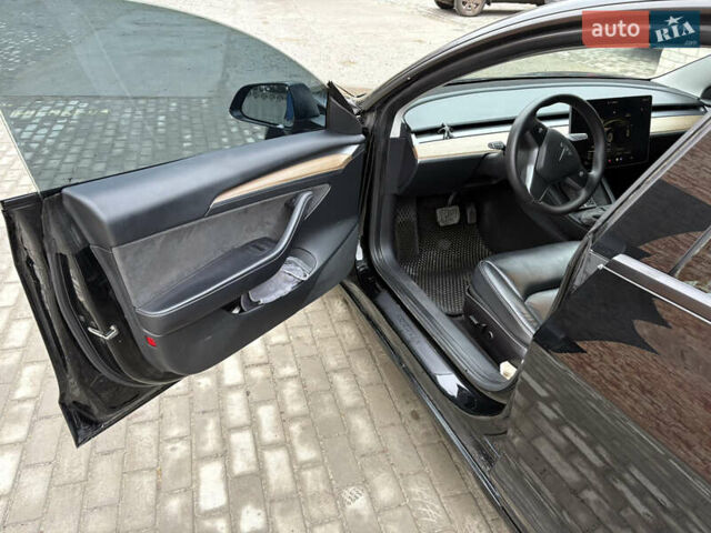 Черный Тесла Модель 3, объемом двигателя 0 л и пробегом 41 тыс. км за 19700 $, фото 4 на Automoto.ua