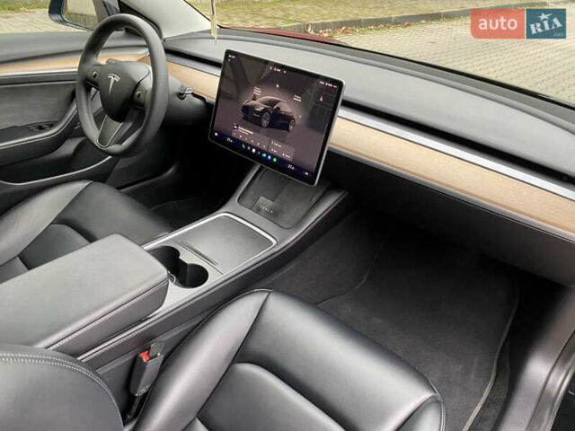 Чорний Тесла Модель 3, об'ємом двигуна 0 л та пробігом 146 тис. км за 20800 $, фото 45 на Automoto.ua