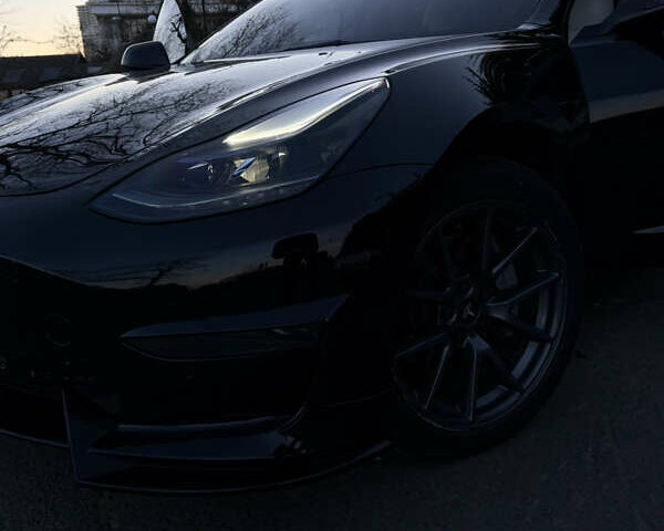 Чорний Тесла Модель 3, об'ємом двигуна 0 л та пробігом 66 тис. км за 21000 $, фото 9 на Automoto.ua