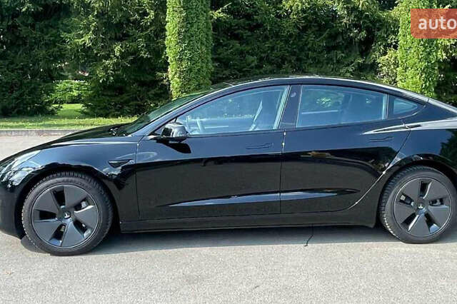 Чорний Тесла Модель 3, об'ємом двигуна 0 л та пробігом 117 тис. км за 16100 $, фото 3 на Automoto.ua