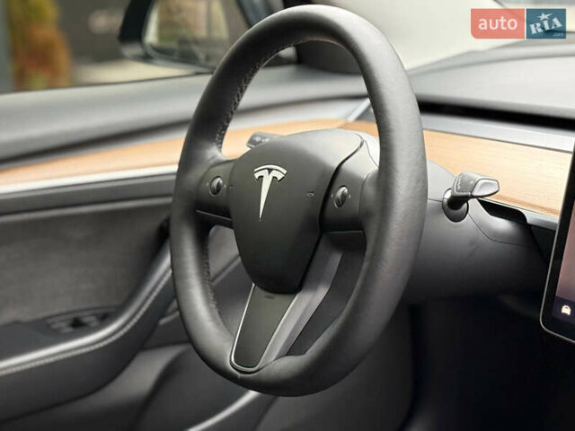 Чорний Тесла Модель 3, об'ємом двигуна 0 л та пробігом 36 тис. км за 19500 $, фото 22 на Automoto.ua