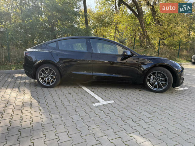 Тесла Модель 3 2022 в Луцке на Automoto.ua Черный Тесла Модель 3, объемом двигателя 0 л и пробегом 25 тыс. км за 23500 $, фото 1 на Automoto.ua