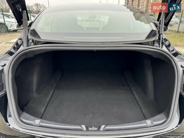 Чорний Тесла Модель 3, об'ємом двигуна 0 л та пробігом 160 тис. км за 17999 $, фото 40 на Automoto.ua