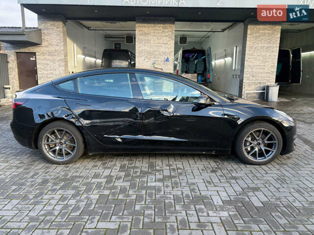 Тесла Модель 3 2022 у Рівному на Automoto.ua Чорний Тесла Модель 3, об'ємом двигуна 0 л та пробігом 78 тис. км за 19800 $, фото 3 на Automoto.ua