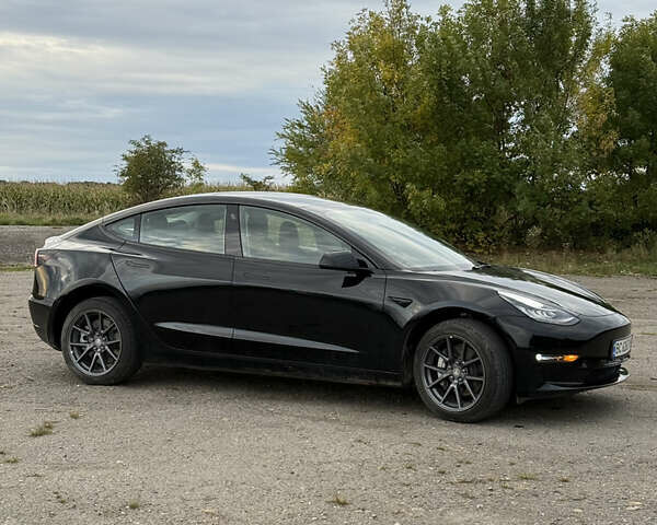 Черный Тесла Модель 3, объемом двигателя 0 л и пробегом 20 тыс. км за 25000 $, фото 3 на Automoto.ua