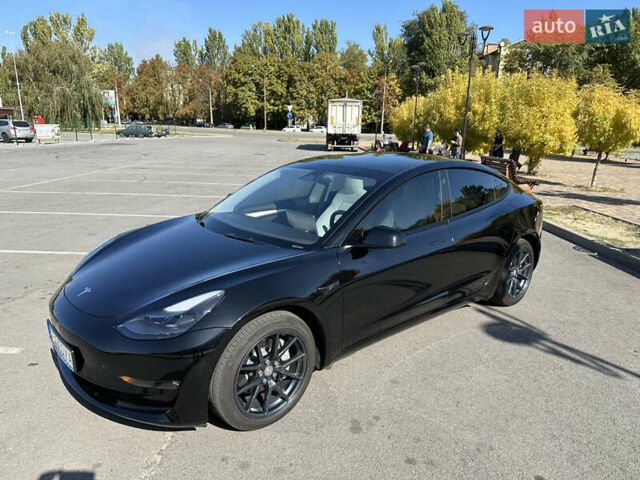 Тесла Модель 3 2022 у Запоріжжя на Automoto.ua Чорний Тесла Модель 3, об'ємом двигуна 0 л та пробігом 25 тис. км за 25499 $, фото 4 на Automoto.ua