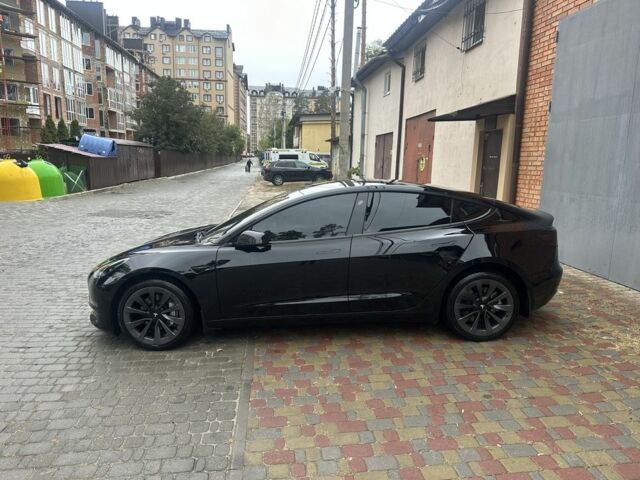 Чорний Тесла Модель 3, об'ємом двигуна 0 л та пробігом 43 тис. км за 22500 $, фото 2 на Automoto.ua