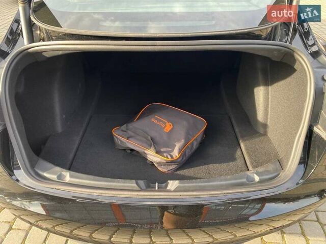 Чорний Тесла Модель 3, об'ємом двигуна 0 л та пробігом 49 тис. км за 20600 $, фото 17 на Automoto.ua