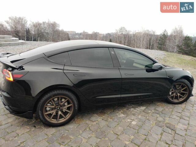 Черный Тесла Модель 3, объемом двигателя 0 л и пробегом 40 тыс. км за 26500 $, фото 26 на Automoto.ua