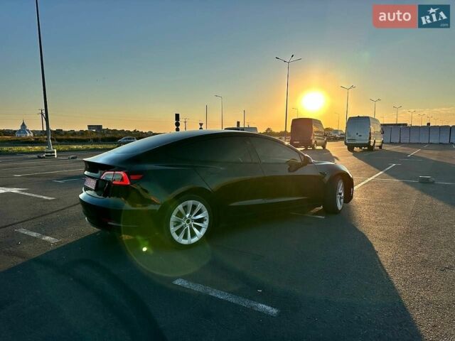 Чорний Тесла Модель 3, об'ємом двигуна 0 л та пробігом 241 тис. км за 16399 $, фото 5 на Automoto.ua