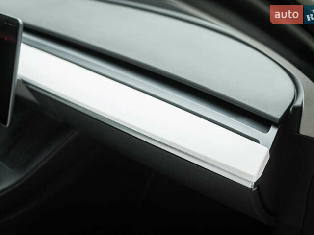 Черный Тесла Модель 3, объемом двигателя 0 л и пробегом 16 тыс. км за 27500 $, фото 22 на Automoto.ua