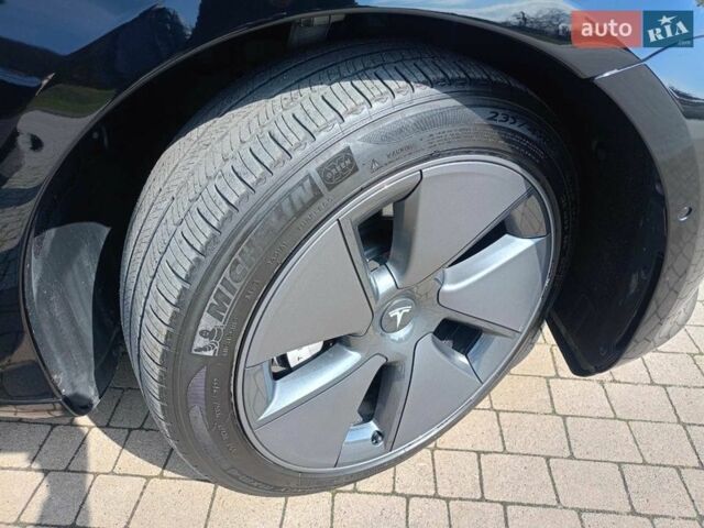 Черный Тесла Модель 3, объемом двигателя 0 л и пробегом 45 тыс. км за 22999 $, фото 14 на Automoto.ua