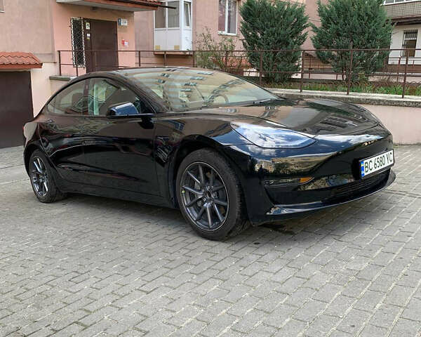 Чорний Тесла Модель 3, об'ємом двигуна 0 л та пробігом 47 тис. км за 19900 $, фото 2 на Automoto.ua