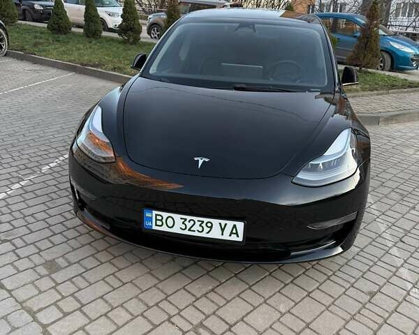 Чорний Тесла Модель 3, об'ємом двигуна 0 л та пробігом 92 тис. км за 21000 $, фото 5 на Automoto.ua