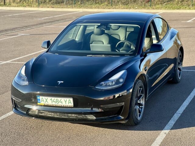 Чорний Тесла Модель 3, об'ємом двигуна 0 л та пробігом 14 тис. км за 19999 $, фото 3 на Automoto.ua